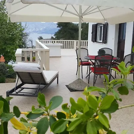 Dena - 60 M From Beach Apartmán Bogomolje