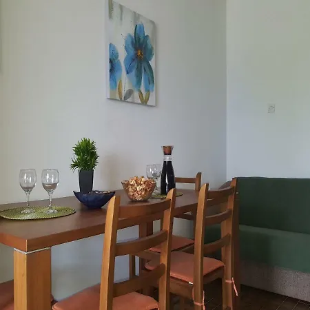 Apartmán Dena - 60 M From Beach Bogomolje