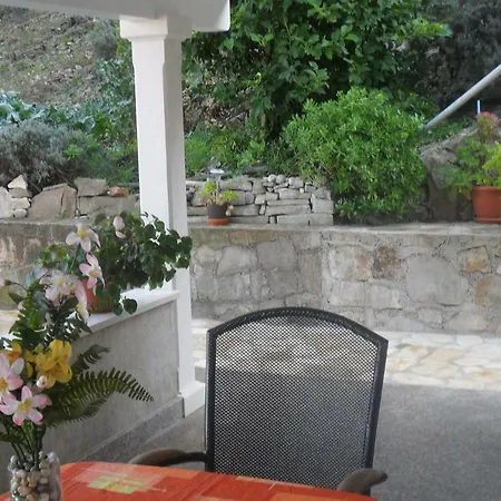 Dena - 60 M From Beach Apartmán Bogomolje